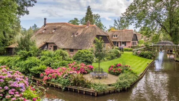 Fietsvakantie Giethoorn en 3 Nationale Parken - goedkope-singlereizen.nl